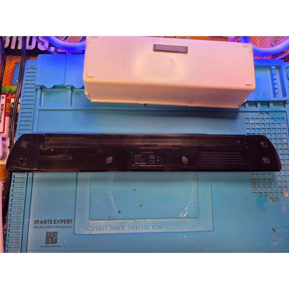 Nintendo Wii Ultra Sensor Bar Wireless Extended Range 091002-01 Black